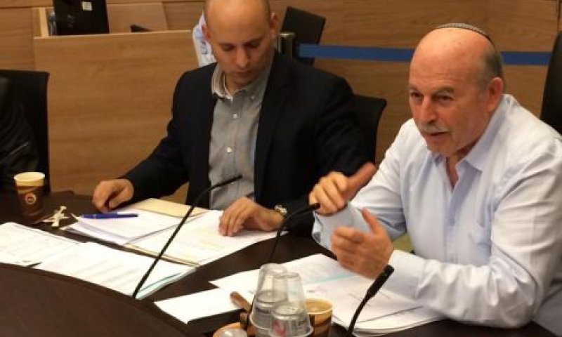 "נכנסנו לקואליציה על הגב של לפיד ושילמנו מחיר כבד"