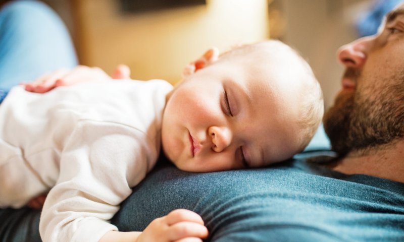 בקרוב: חופשת לידה לאבות בתשלום מלא?