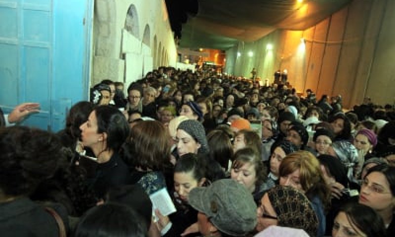 י"א בחשון: אלפים עלו לציון רחל אימנו בבית לחם