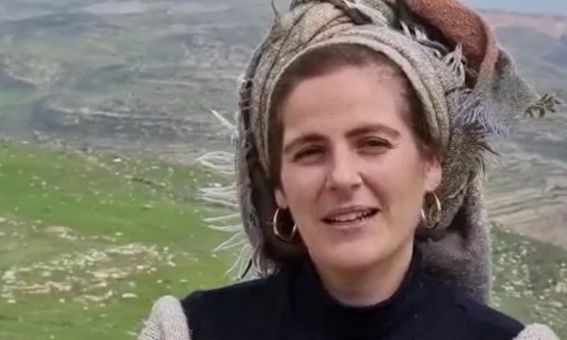 "באנו ליישב": צפו בבקשה של המתנחלת שביתה נהרס