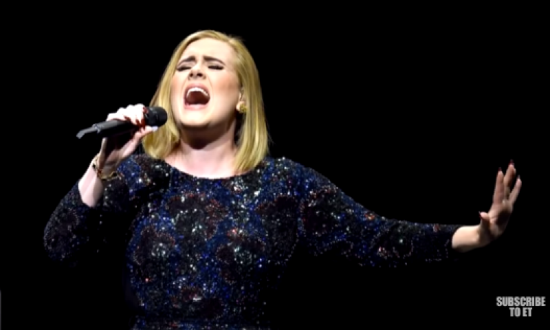 הזמרת אדל איכזבה אלפי משפחות וזוגות ישראלים