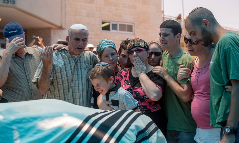 גלרייה: תמונות מהלווית מלאכי רוזנפלד הי"ד