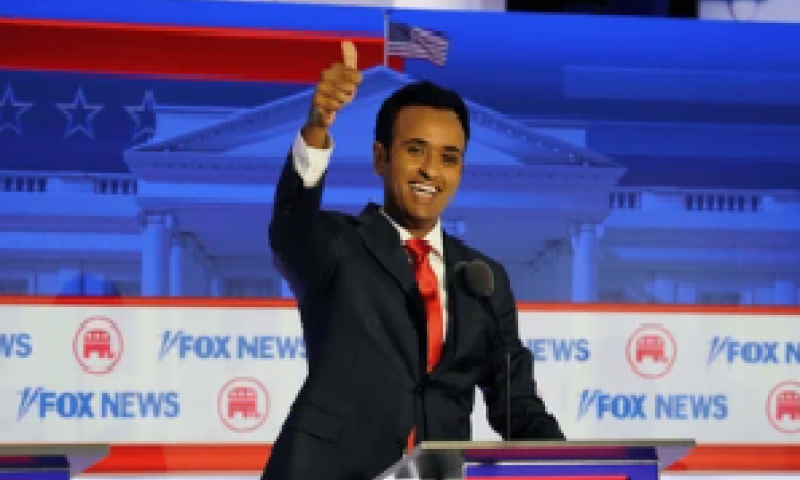 הראפר אמינם נגד המועמד הרפובליקני: "תפסיק לשיר"