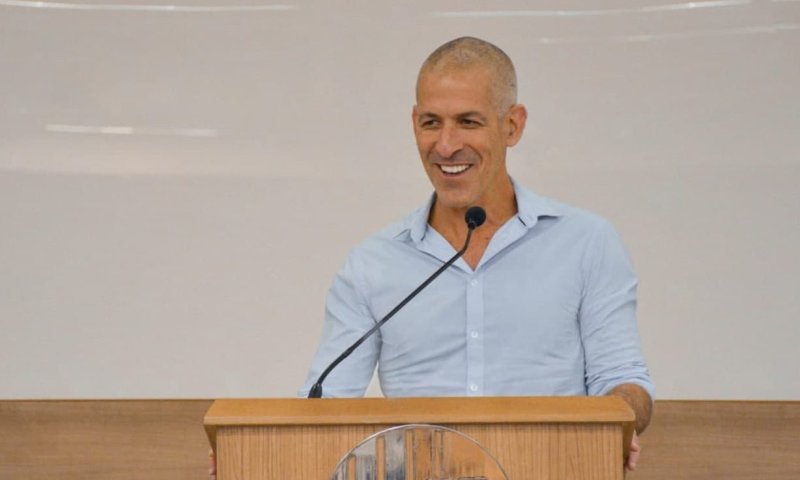 הפסד לנתניהו: בג"ץ קבע כי רונן בר ימשיך בתפקידו