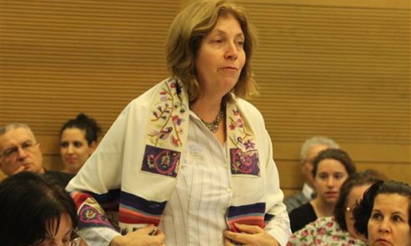 נשות הכותל מביאות את הפרובקציות גם למשכן הכנסת