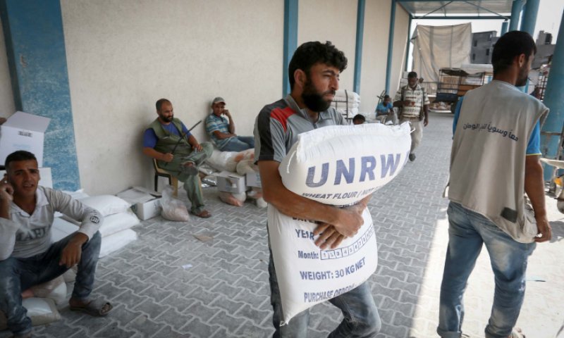 הכסף הקטארי מוזרם לעזה, אבל אונר"א: סכנת קריסה