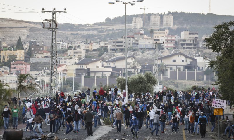 כמה ערבים יש ביו"ש? תלוי את מי שואלים