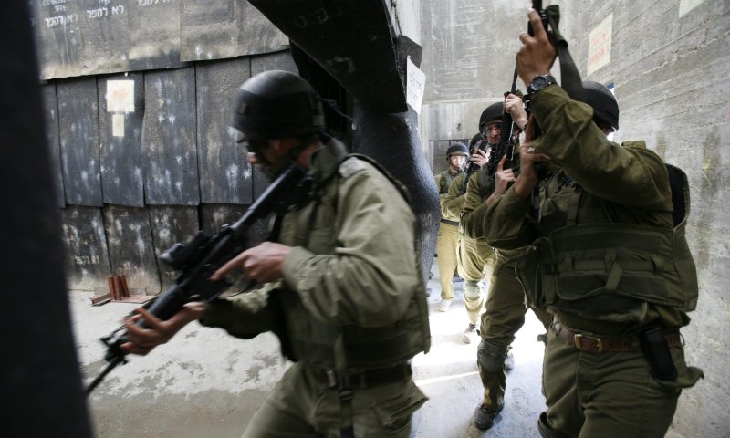 עשרות חיילים מבסיס סיירת מטכ"ל נשלחו לבידוד