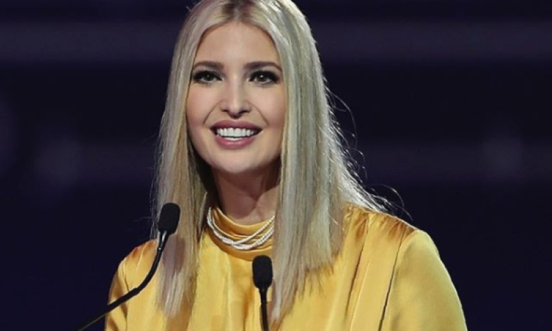 עם כיסוי ראש: ככה עוד לא ראינו את איוונקה טראמפ