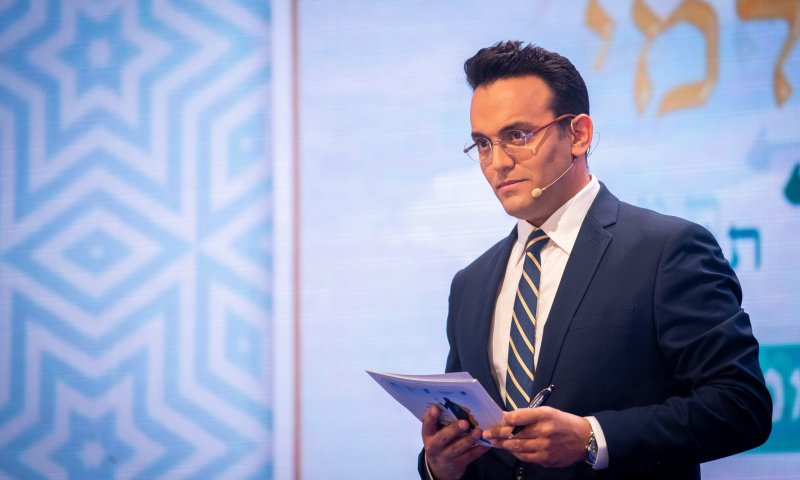 מי יחליף את עופר חדד בהנחיית חידון התנ"ך?