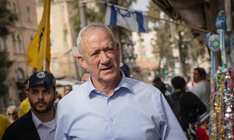 לא עוצר | סקר: גנץ בשיא מנדטים של כל הזמנים