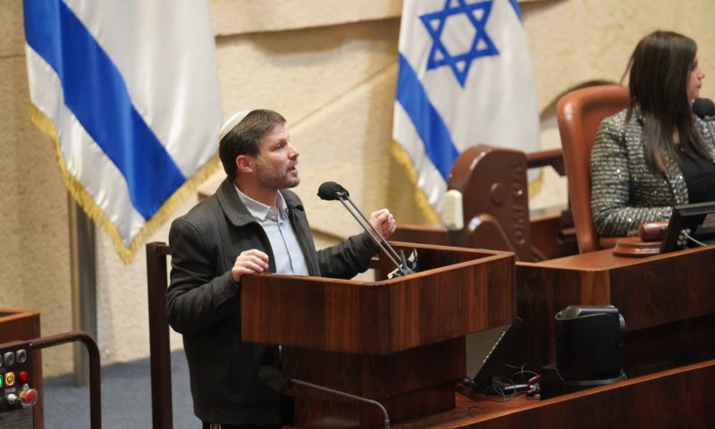 סמוטריץ' לנתניהו: הכדור בידיים שלך