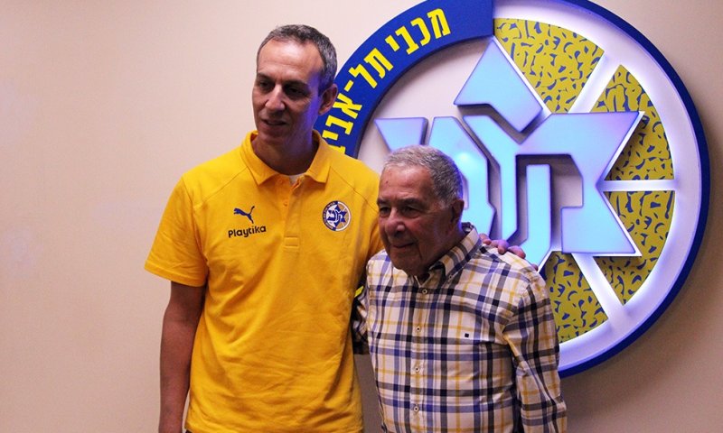 מכבי ת"א הודיעה: עודד קטש חתם לשנתיים נוספות