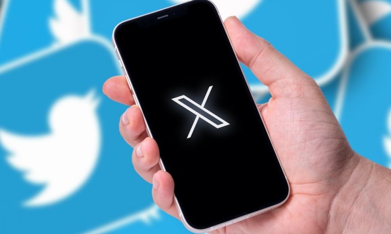 גולשים מדווחים: רשת ה-X של אילון מאסק נפלה