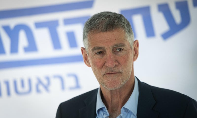 בעקבות הדברים שאמר: מכה קשה ליאיר גולן