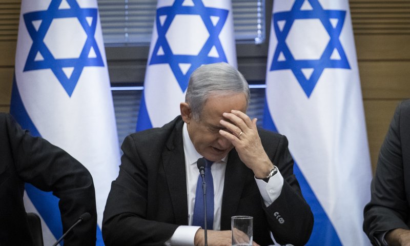 כך הכרעת היועמ"ש תסחרר את המערכת הפוליטית