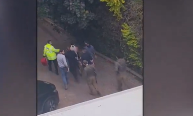 צפו: רגע לכידת אחד המחבלים ברעננה