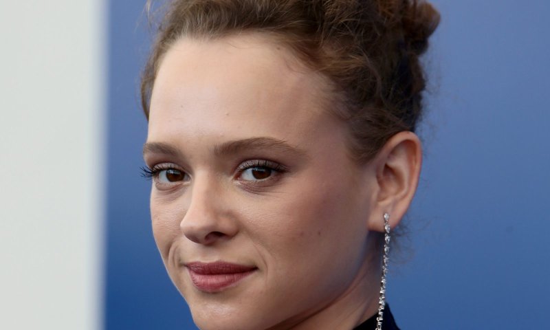 שירה האס נפרדת: "ברת מזל שזכיתי לגדול תחת כנפייך"