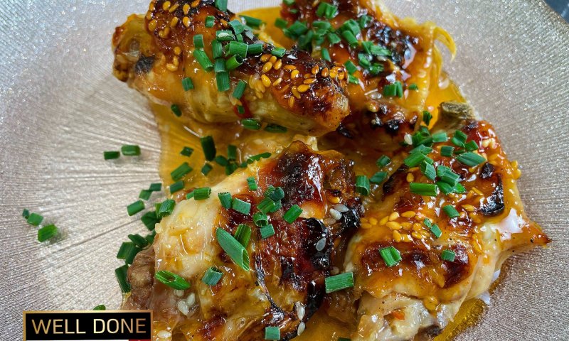 כנפיים בתנור ברוטב צ'ילי ושום; המתכון שחיפשתם לשבת חורפית