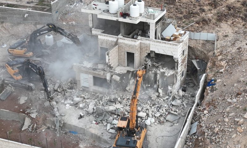 המאבק נמשך: נהרסו מבנים לא חוקיים בשמורה ההסכמית