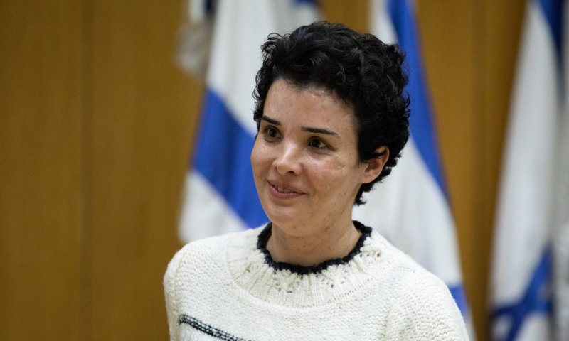 ממשיכה לנצח: הג'וב החדש של שירה איסקוב