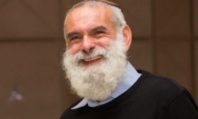 מרגש: השיר האחרון של הרב רונצקי ז"ל נחשף&bull; צפו