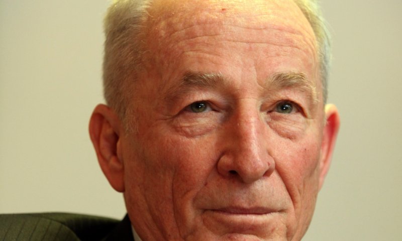 פניה ליועץ: גם אישה יכולה לשמש כמנכ"לית בתי הדין