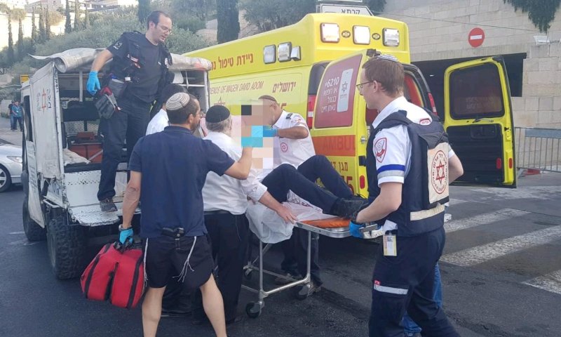 פצועים קל ואנוש בפיגוע דקירה כפול בירושלים
