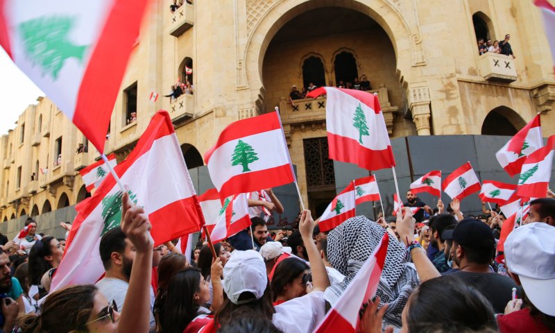 המשבר הפוליטי בלבנון: אין רוב, לא נבחר נשיא חדש