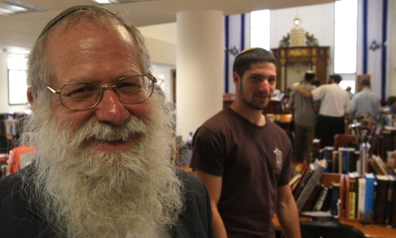 הרב דב ביגון: הרב אליהו היה כמו אבא טוב לכולנו