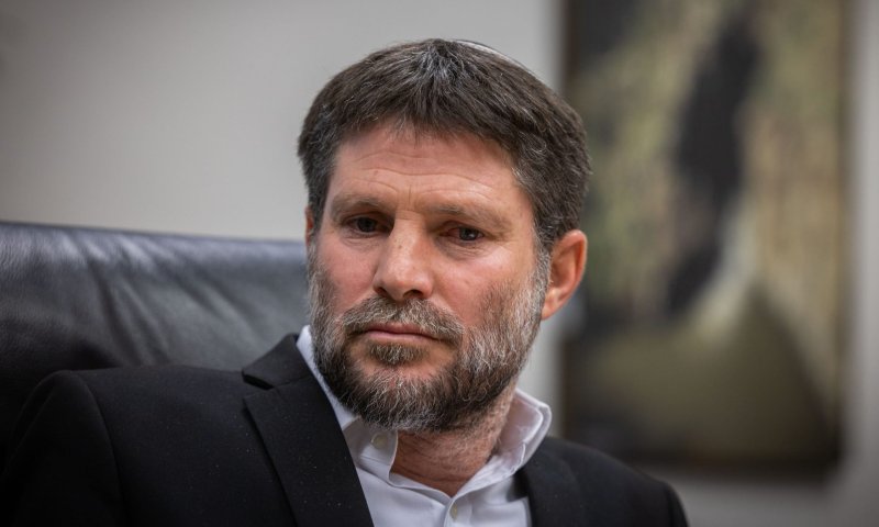 אח של סמוטריץ' מפתיע: "לחשוב ברצינות"