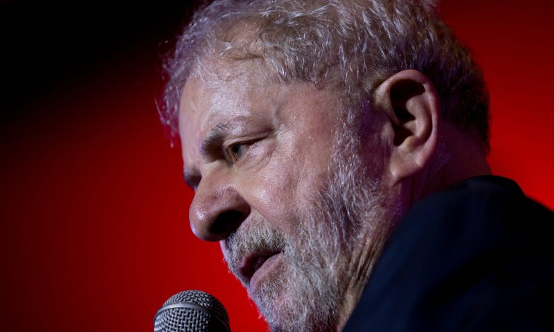 אין הכרעה בברזיל: לולה ובולסונרו ילכו לסיבוב שני