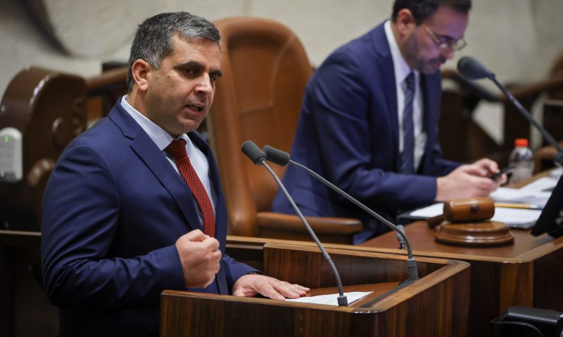 אופיר סופר נגד הרב בני לאו: "מתכוון רק לשקמה ברסלר"