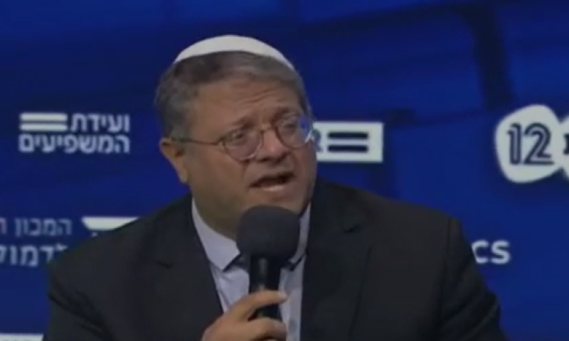 צפו: עימות סוער בין איתמר בן גביר לפרשן הערבי