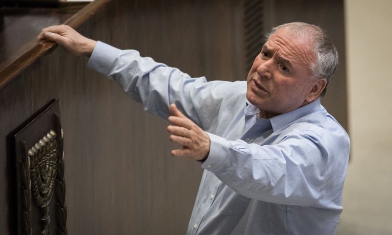 אמסלם: "מתבצעת הפיכה שנועדה להפיל את רה"מ"