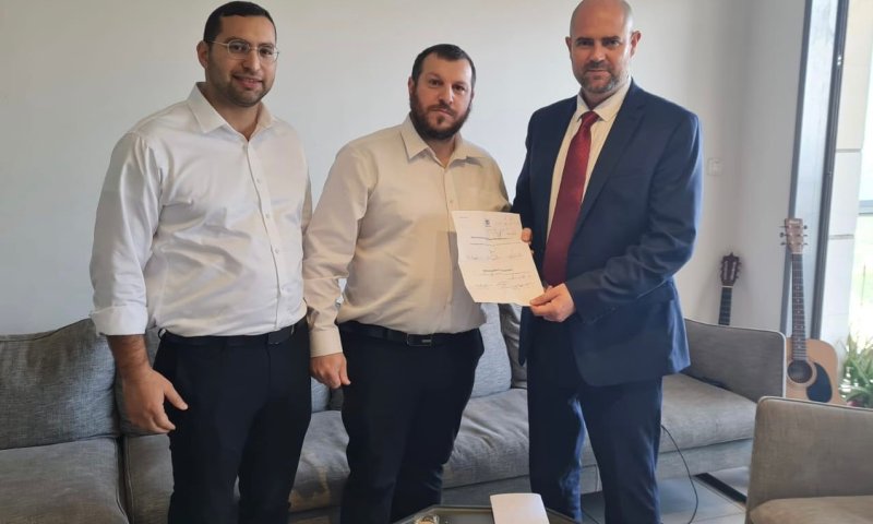 עמיחי אליהו התפטר: זה הח"כ שיחליף אותו