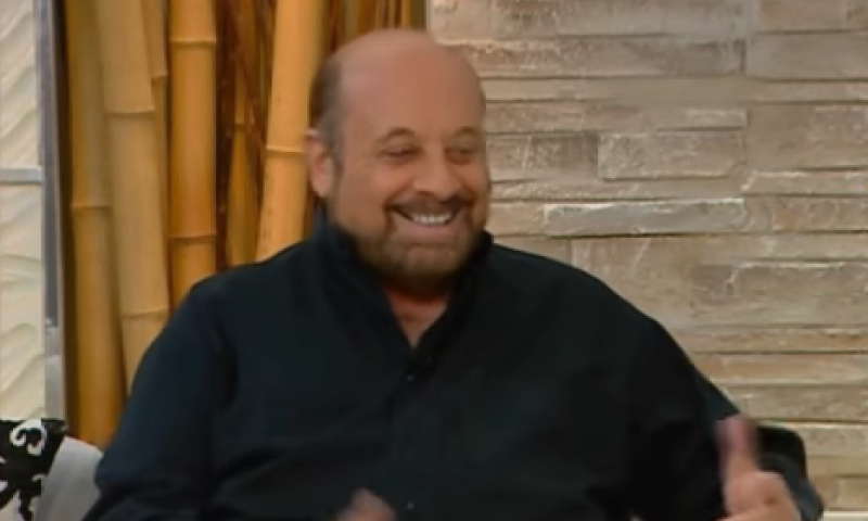 למה הפרופ' החילוני ממליץ לומר 'מודה אני'? האזינו