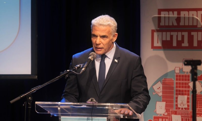 לפיד תוקף את הממשלה: "שכחו שיש כאן אזרחים"