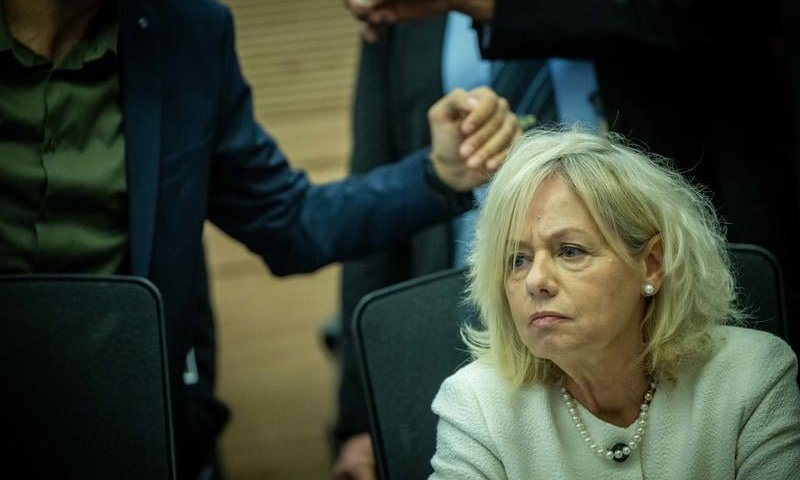 הקרב על נציב שירות המדינה: היועמ"שית נגד נתניהו