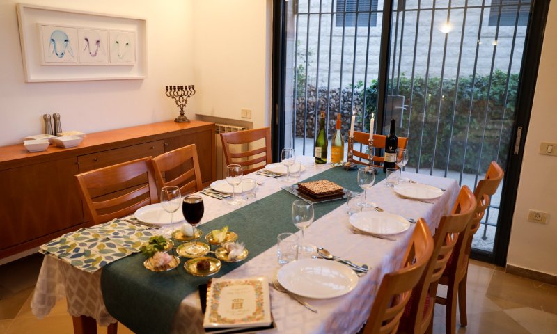 דתיים וחילונים: חג הפסח במשפחה מעורבת &ndash; כיצד?