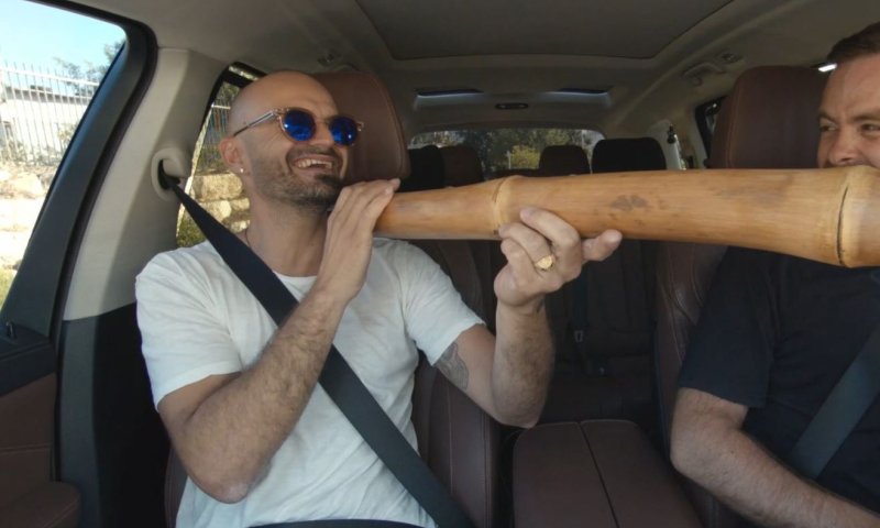 זה מה שקרה כשאברהם טל הגיע לקארפול קריוקי. צפו