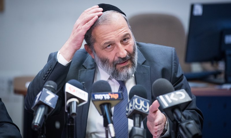 דרעי לא מתנצל: 'אלה ציטוטים של רבנים סרוגים'