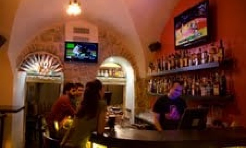 יציאה כשרה: בת עמי מגלה את הפאבים של י-ם והפעם &ndash; הגוב