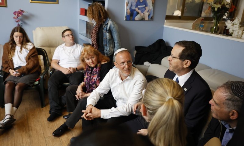 "קרן אור": הנשיא הגיע לנחם את משפחת די