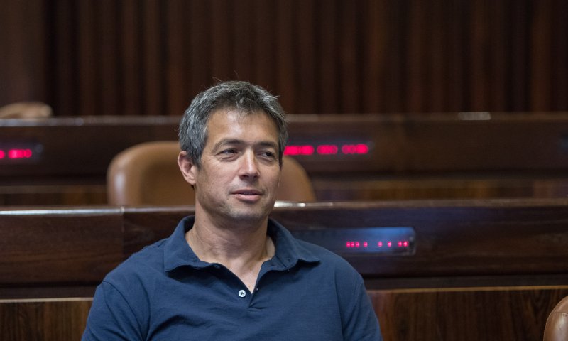 יועז הנדל: "הפכו את מוסדות המדינה לאויבים"