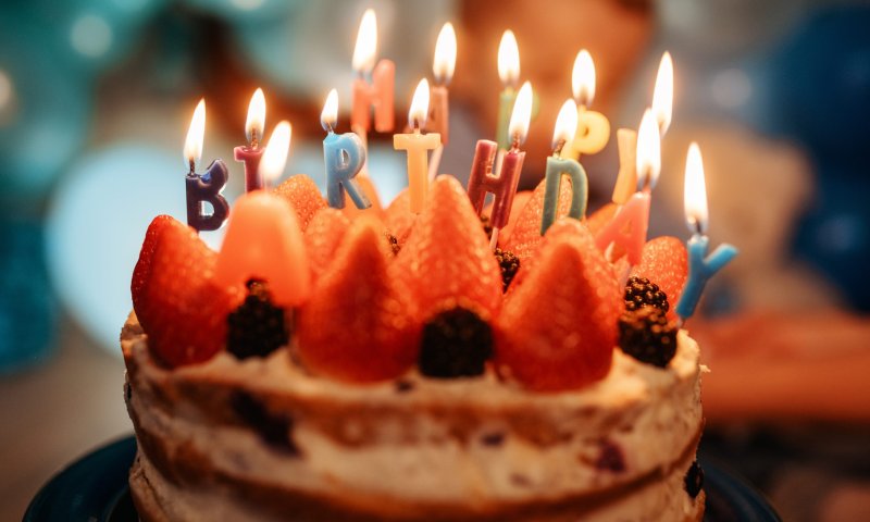 השקר הכי טעים שאכלתי: "עוגת יום הולדת"