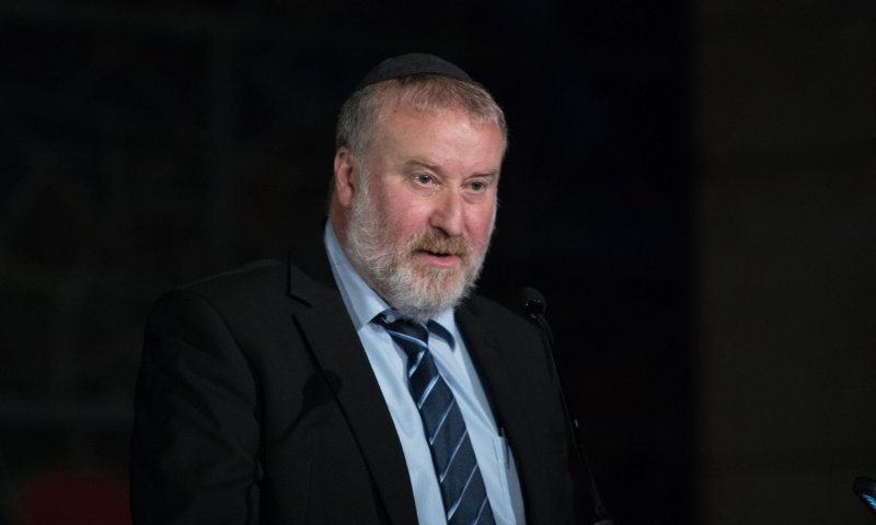 מנדלבליט: נתניהו צריך להחזיר את המימון שקיבל