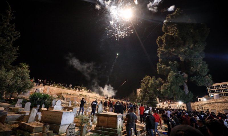 ההתפרעויות בי-ם: 6 שוטרים נפצעו, 15 חשודים נעצרו