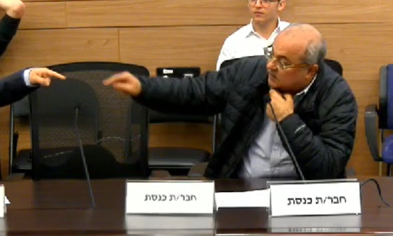 טיבי תקף את סוכות: "דם יהודים מה- 7.10 על ידיך"