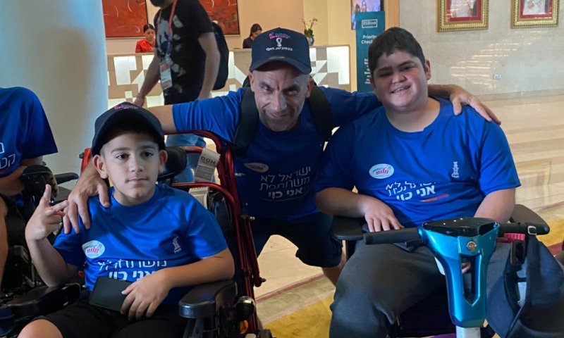 הרבה מן האור דוחה המון מן החושך